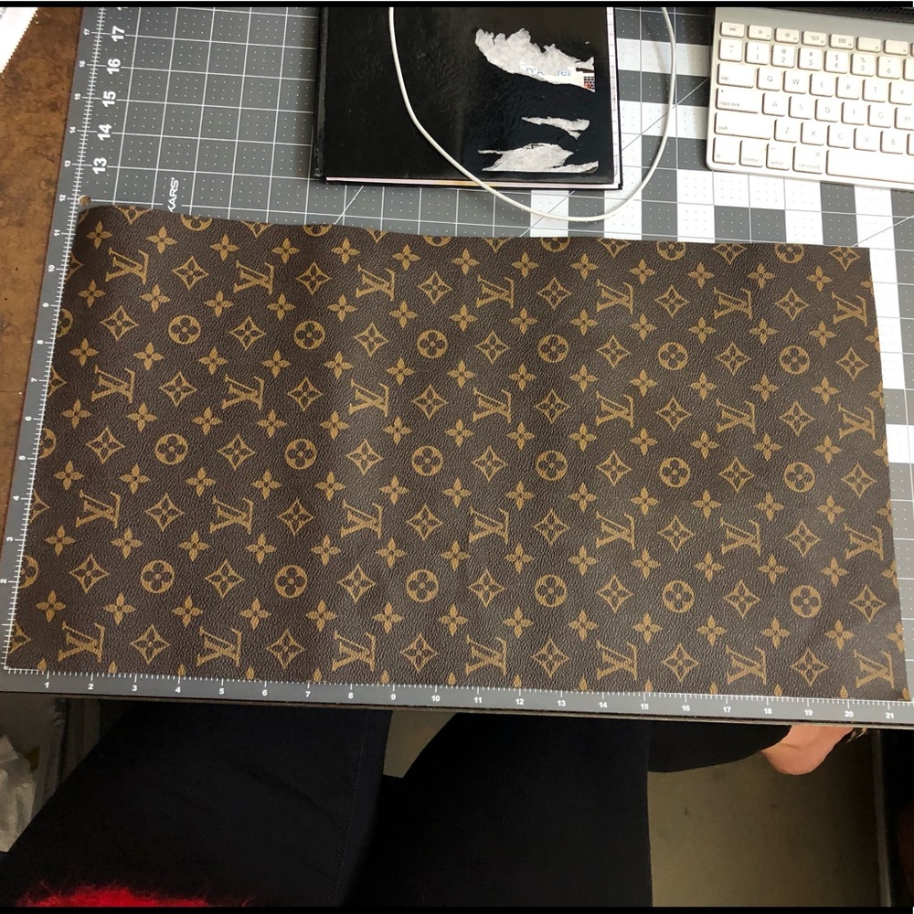 Replica print fabric 21.5x12 inches